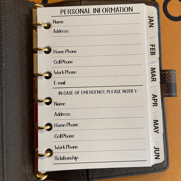 FIT Louis Vuitton Agendas 2024 Calendar-ALL SIZES: PM, MM & GM AVAILABLE - Picture 8 of 13